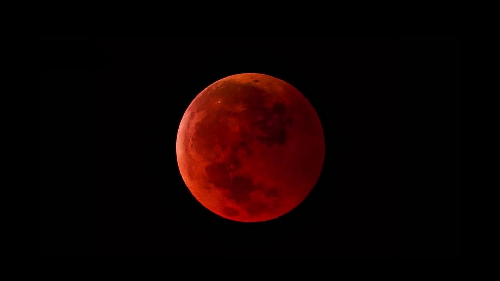 Wallpaper Super Blood Moon