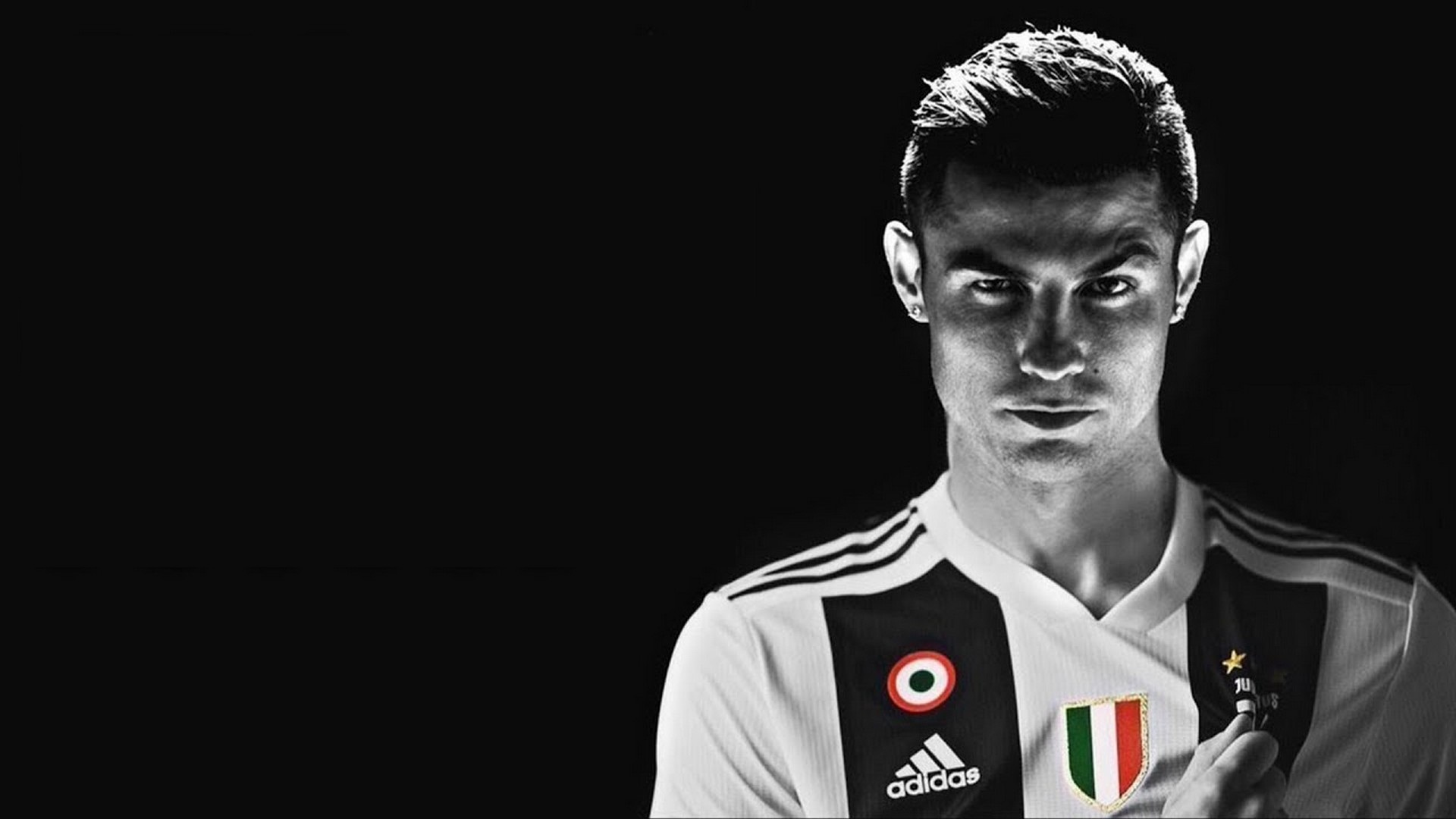 Desktop Wallpaper Cristiano Ronaldo Juventus with resolution 1920X1080 pixel. You can use this wallpaper as background for your desktop Computer Screensavers, Android or iPhone smartphones